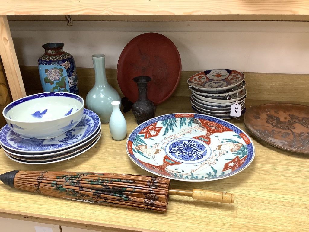 A quantity of Japanese Imari, a cloisonne vase, etc.